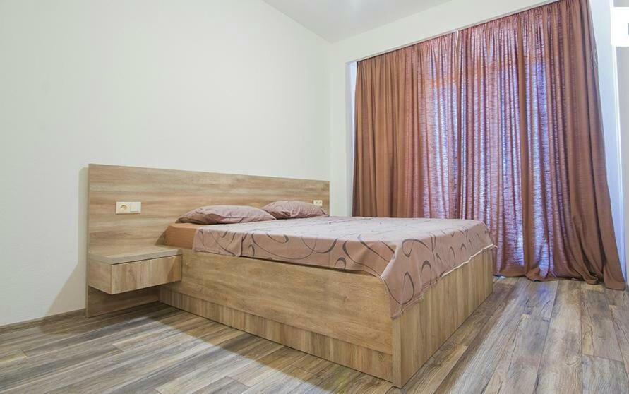 Tikas Apartament *